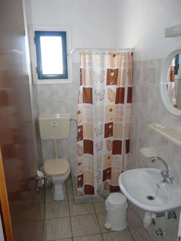 Apostolis Studios Alikí Szoba fotó